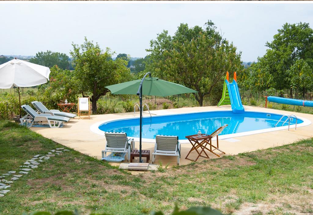 B&B "La Riviera" Arignano Exterior photo