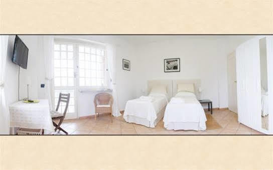 B&B "La Riviera" Arignano Exterior photo